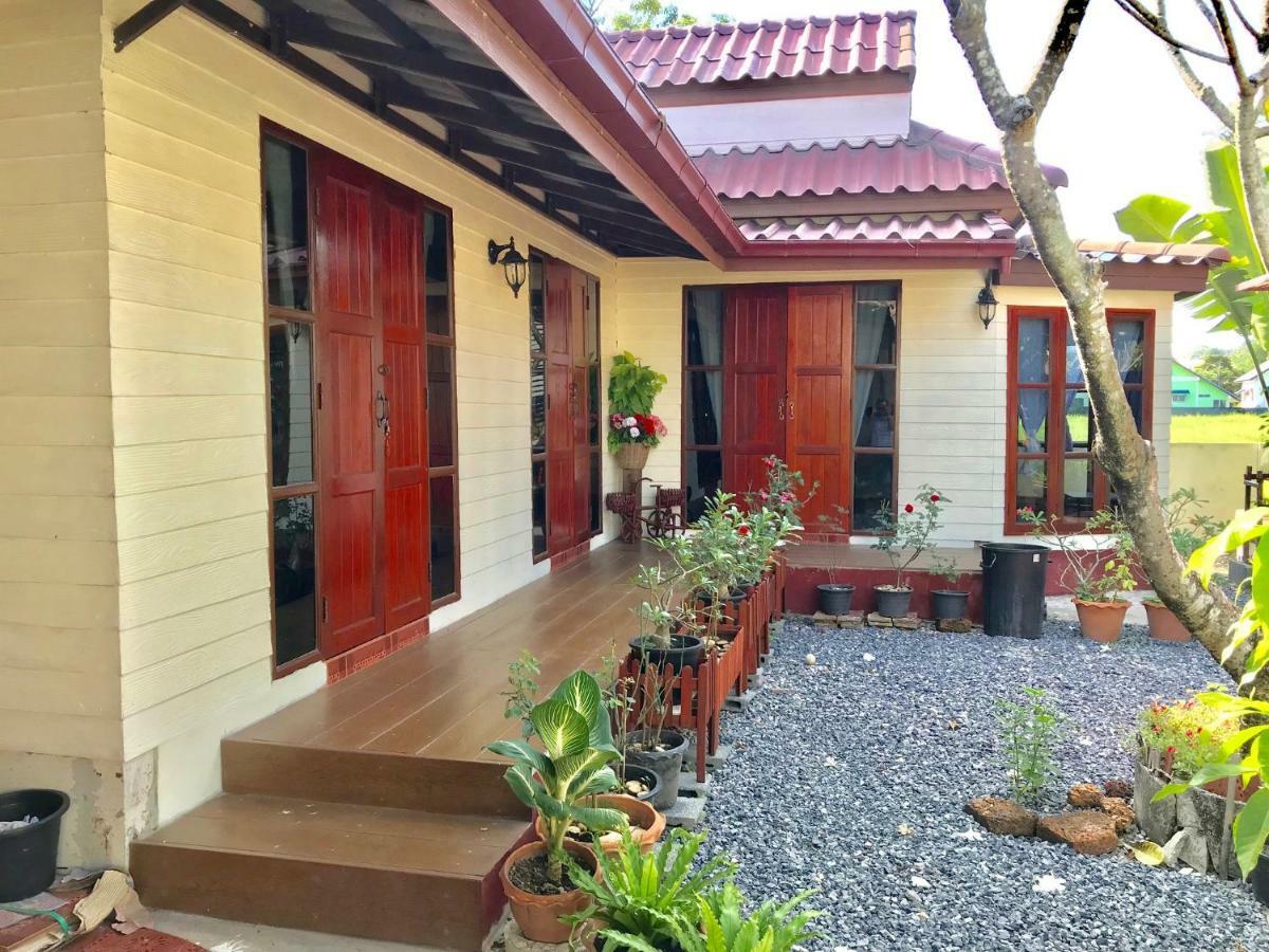 Grandma'S House Apartment Nakhon Nayok Exterior photo